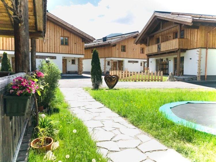 Sieglhub Chalets - Appartements - Hotel ฟลาคเฮา ภายนอก รูปภาพ